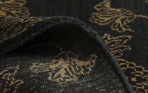 Hand Knotted Woollen Traditional Design Carpet