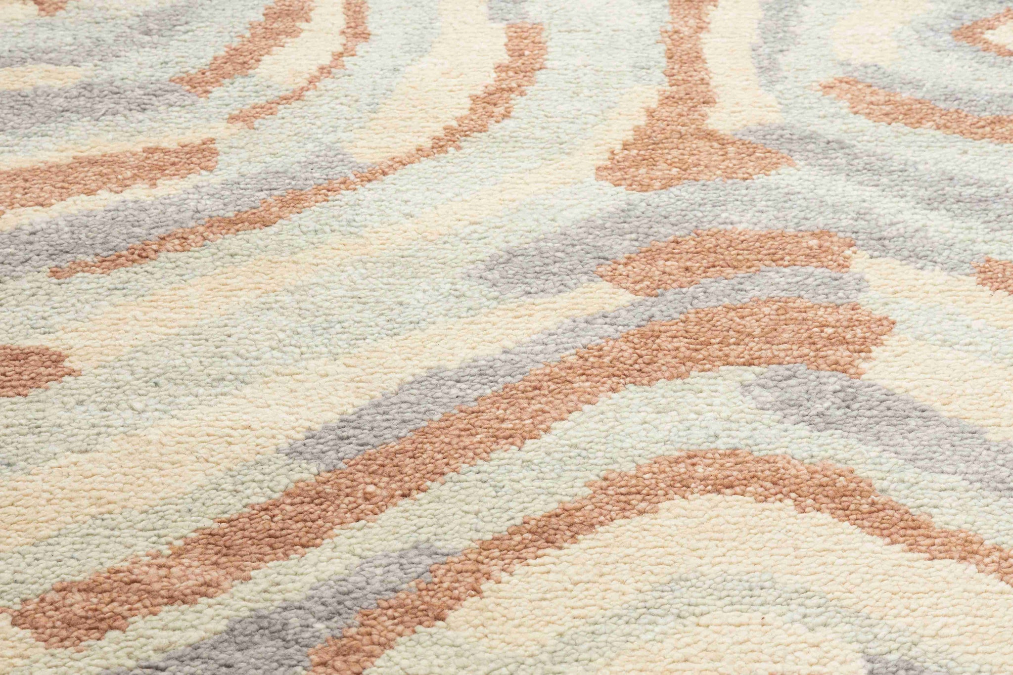 Elementry Geometrical Wool Hand Knotted Carpet